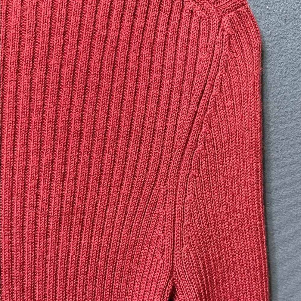 Burgundy Ribbed Turtleneck Sweater Used Size M